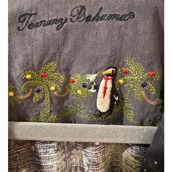 Tommy Bahama Christmas Hawaiian Shirt Penguins Palm Trees Silk Mens, XL - Picture 2 of 10
